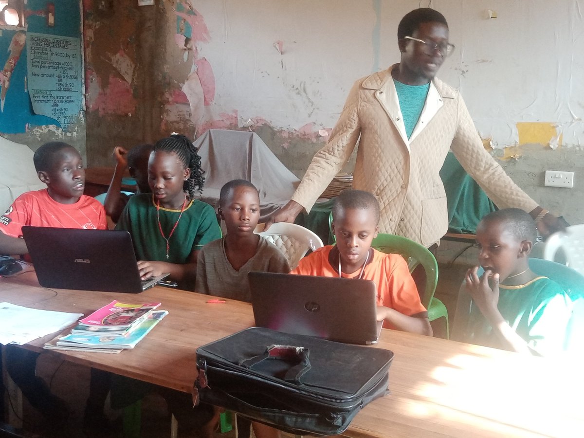 SharebilityUg's tweet image. At Grapa parent&apos;s primary school  supporting project teams ahead of the #EdifyEdTech Exhibition 2025 We explored digital storytelling, and multimedia.  #EdifyEdTech #SharebilityEduTech