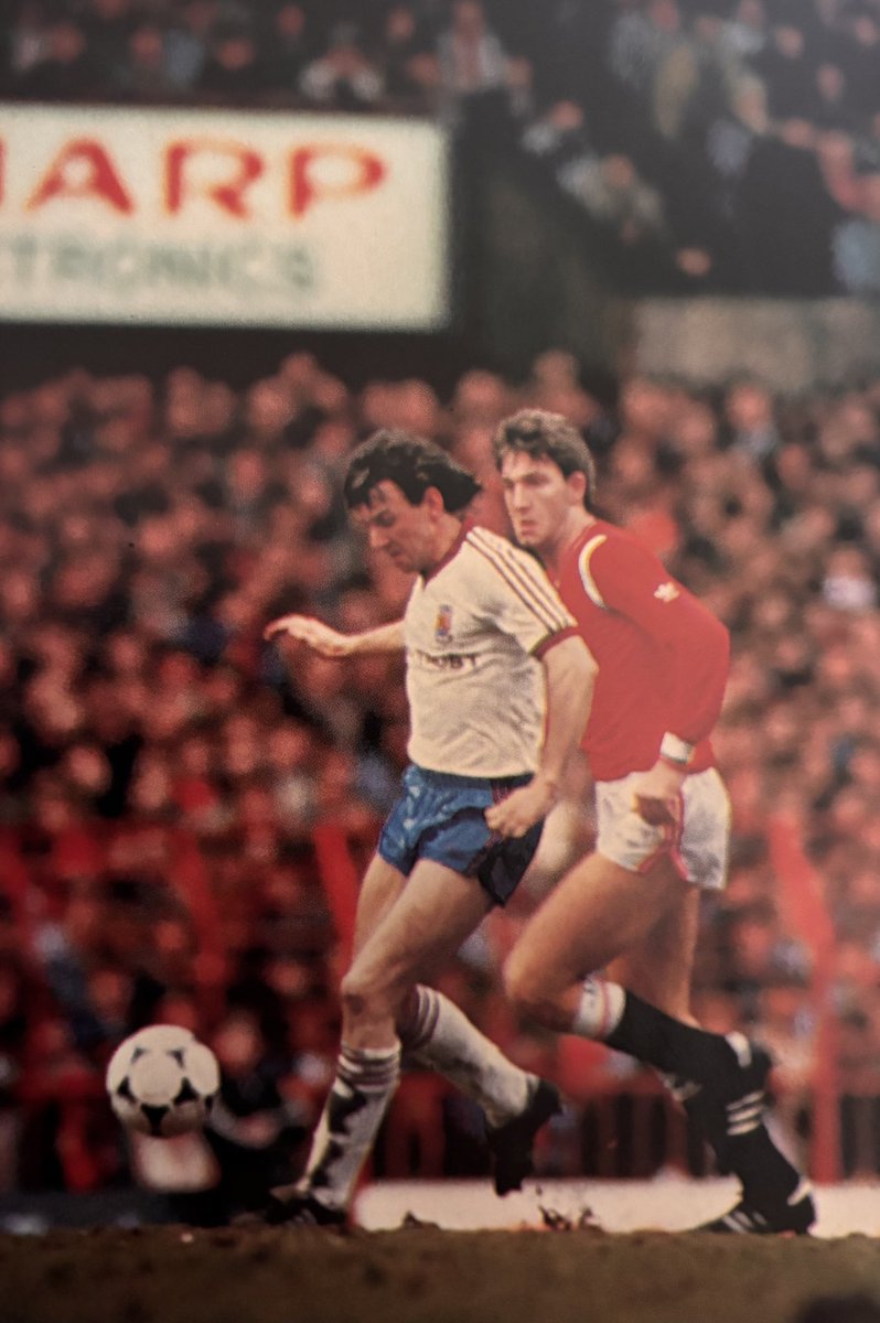 Man Utd Collectors (@mufcmemorabilia) on Twitter photo 