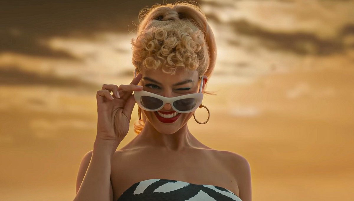margotdaily's tweet image. 2 years ago, ‘barbie’ was released in theaters ♡