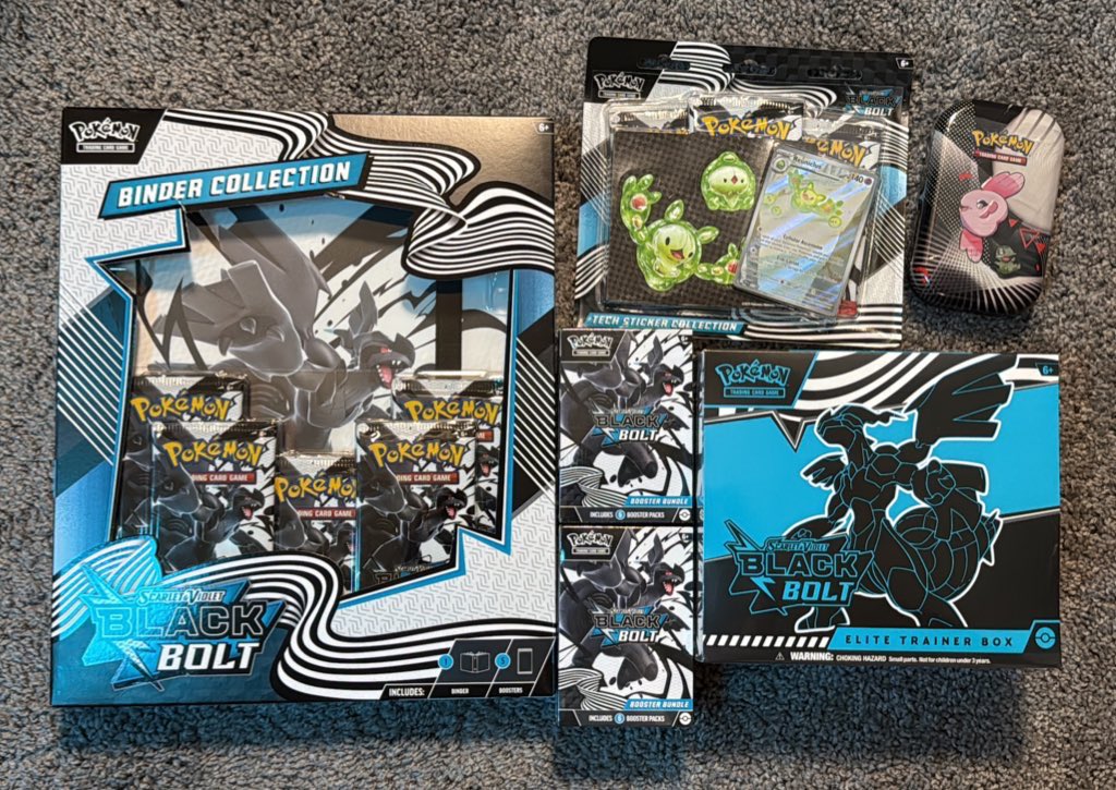 Azul_GG's tweet image. Stream is LIVE! 🔴

Playing with some of the lists from the invitational yesterday and Hydrapple

Will also be opening up the Black Bolt product @pokemon #gifted me!

Twitch.tv/AzulGG