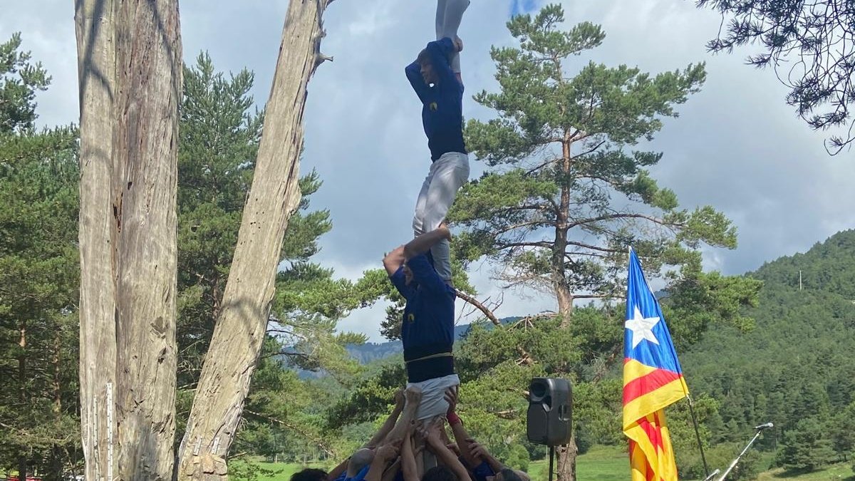 El tercer diumenge de juliol se celebra l'Aplec del Pi de les Tres Branques, símbol d’unitat dels Països Catalans. 

Lo primer aplec es va fer l'any 1904.
#SomPaïsosCatalans