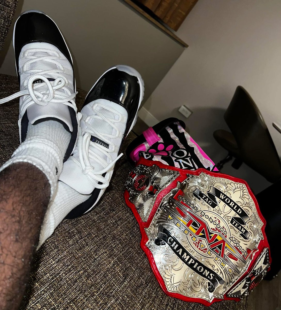 DashingChrisBey's tweet image. Happy Slammiversary Day !!
1 year ago today Ace and I captured the TNA World Tag Team Championship for the 3rd time at #Slammiversary
Tonight, we celebrate TNA Wrestling in all its glory and continuing to prove to the world how truly PHENOMENAL TNA has always been.