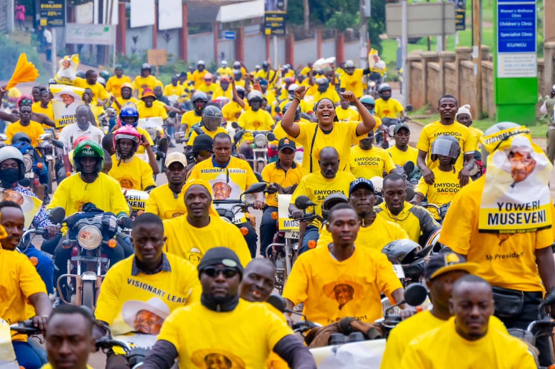 Uganda Media Centre (@ugandamediacent) on Twitter photo <a href="/KagutaMuseveni/">Yoweri K Museveni</a> <a href="/GovUganda/">Government of Uganda</a> President <a href="/KagutaMuseveni/">Yoweri K Museveni</a> announced that Kiruddu and Kawempe will be restored to district hospital status, and new government hospitals will be built in Rubaga, Nakawa, and Kampala Central |
#PDMChangingLives <a href="/KagutaMuseveni/">Yoweri K Museveni</a> <a href="/GovUganda/">Government of Uganda</a> President <a href="/KagutaMuseveni/">Yoweri K Museveni</a> announced that Kiruddu and Kawempe will be restored to district hospital status, and new government hospitals will be built in Rubaga, Nakawa, and Kampala Central |
#PDMChangingLives