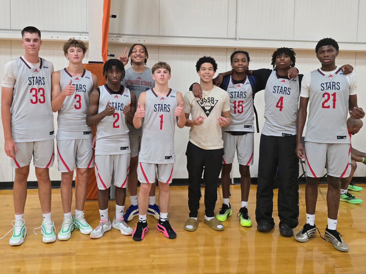 Truly grateful to be able to coach a special &amp; new group this year! THANK YOU to the parents for trusting me with your child both on and off the court &amp; for your SUPPORT! Go kill it with your HS teams this season fellas! We’re locked in 4L! 🤞🏾

#thatSLOWgrind 🏁