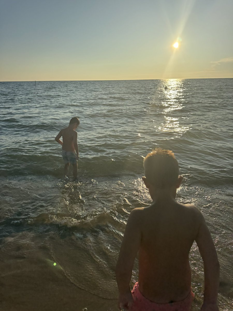 CoachSamz's tweet image. Lucky to have been born and raised on the shores of Lake Michigan and to share memories with my wife and boys a place like this #PureMichigan