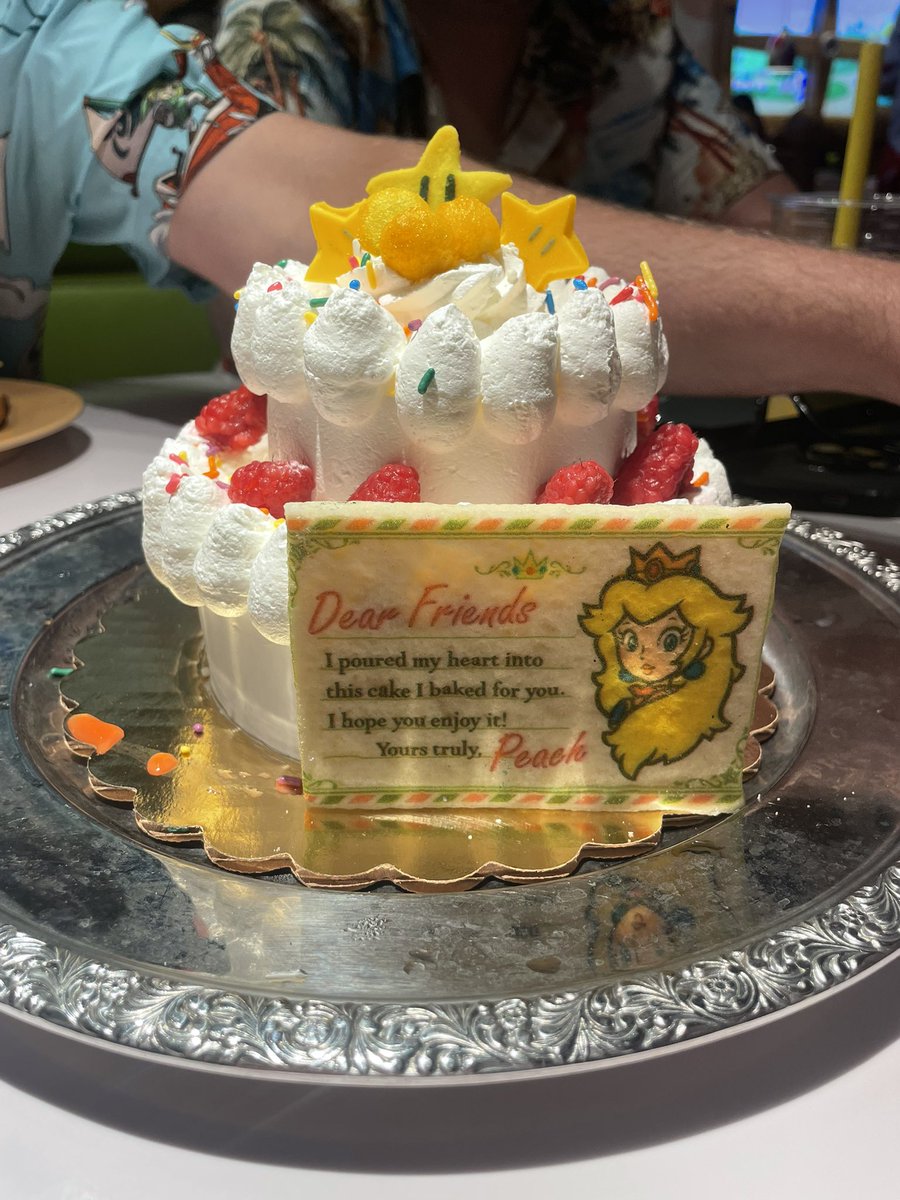 I saved princess peach. She gave me cake 😩
