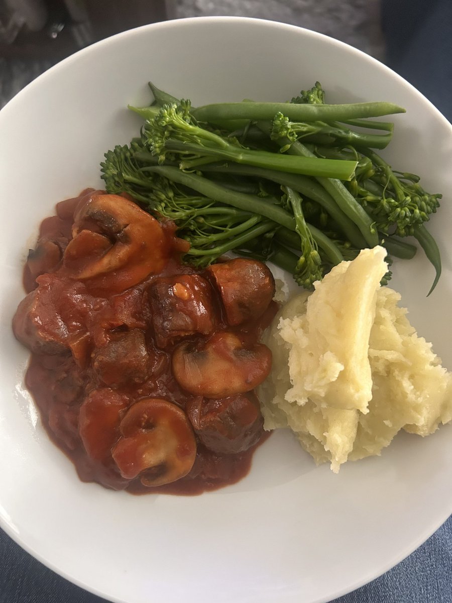 I found some 70s recipes online and made devilled sausages for tea 🥵