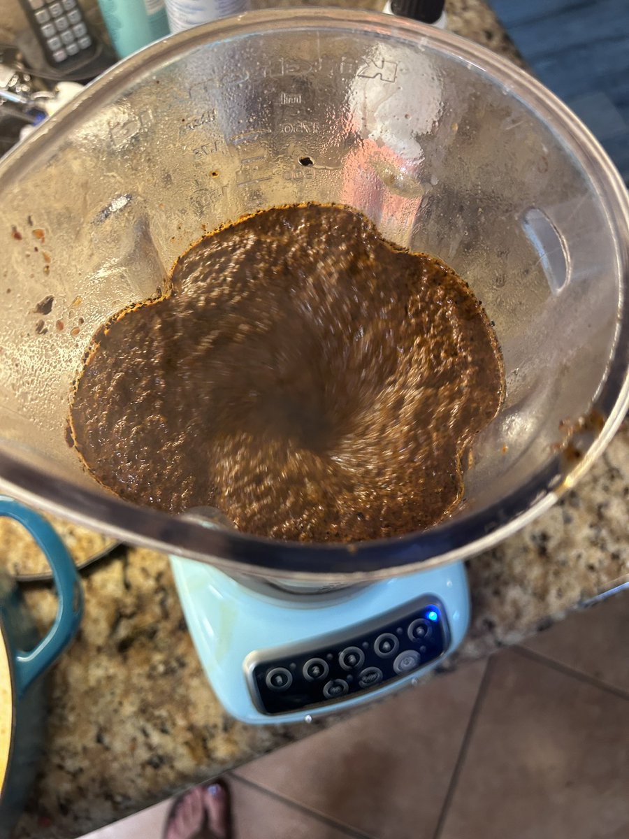 TXzachTX's tweet image. Mole for the birria 😋
Smoked and seared the tritip, going in the Dutch oven. Hopefully done in time for dinner
