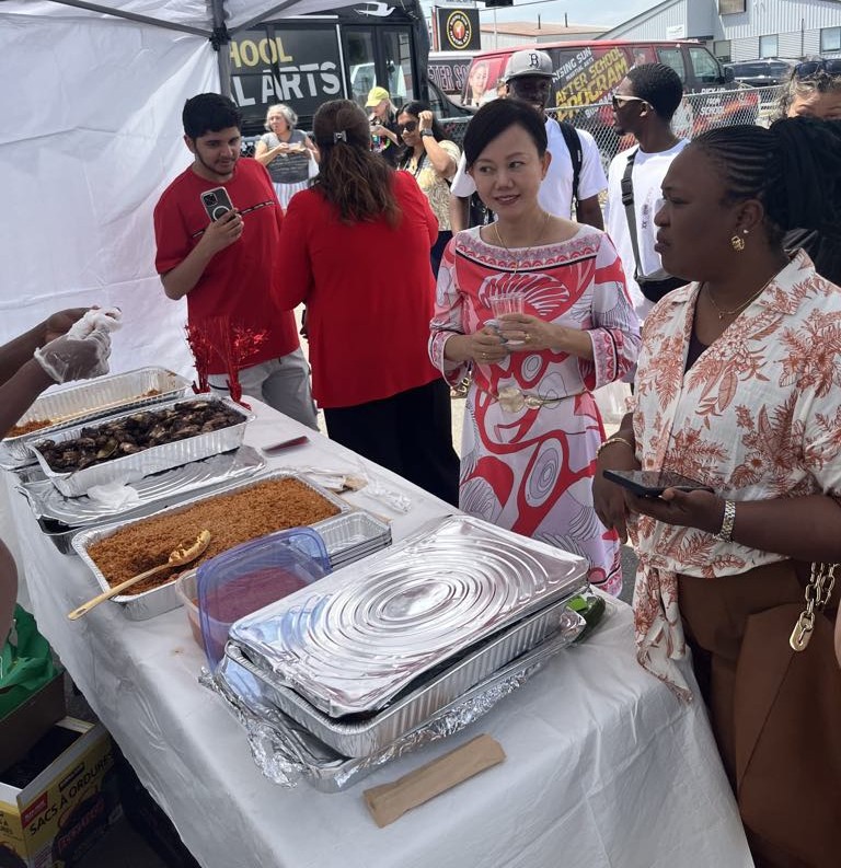 Effie_ONB's tweet image. 🎉 Big congratulations to Ebeano Supermarket on your grand opening at 1290 Speers Rd, Unit 6, Oakville!
Proud to see a local business bringing authentic Nigerian &amp;amp; African products to our diverse community. 🇳🇬🌍
Wishing you all the success on this exciting journey! 🛒❤️