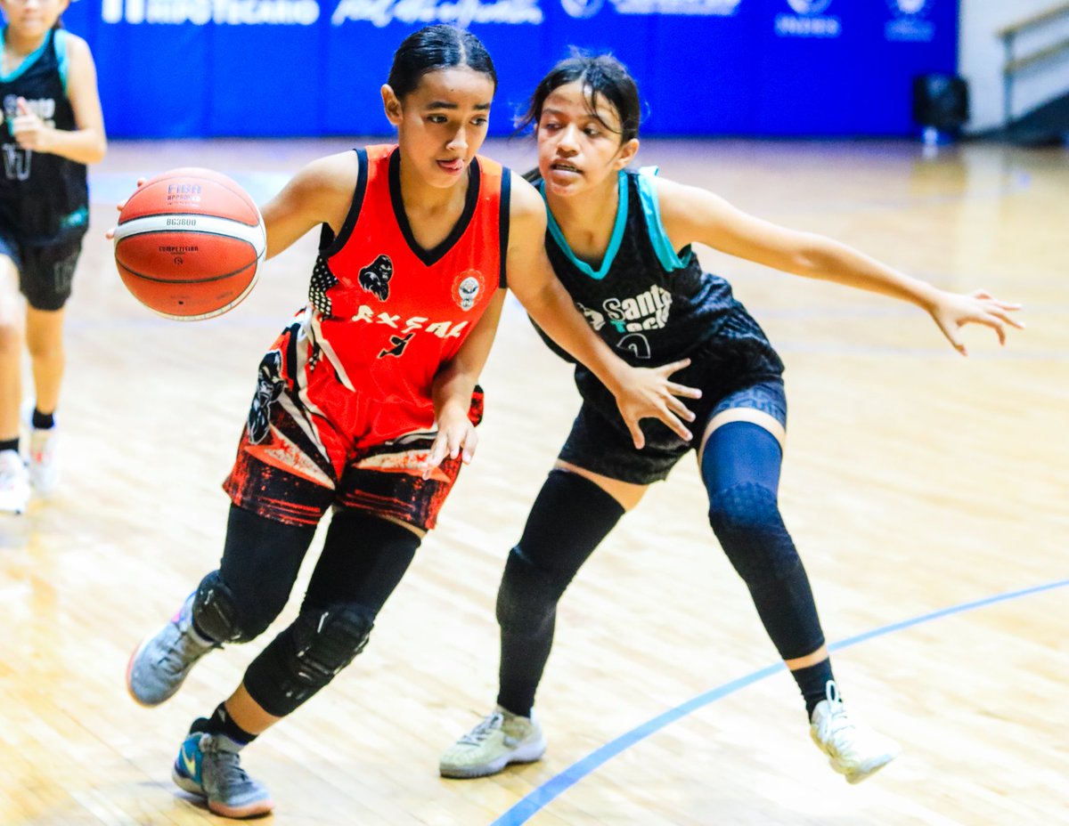 Con una actuación dominante, ITEXSAL selló su clasificación a la final del Torneo Apertura 2025 de la Liga de Desarrollo U14 Femenina, al imponerse 53 a 24 ante Santa Tecla.

Sofhia Granados formó un impresionante doble-doble con 10 puntos, 10 rebotes, 7 asistencias y 6 robos.