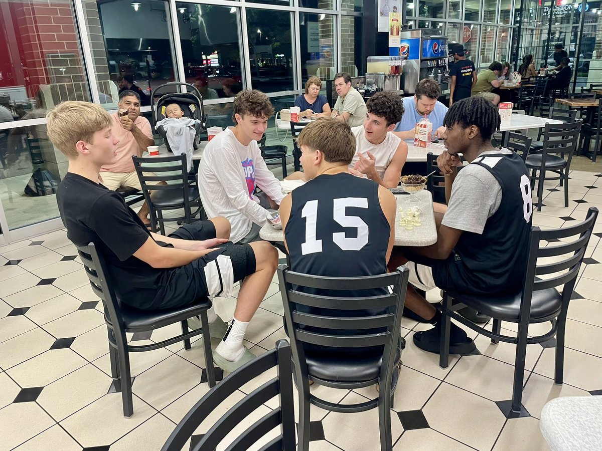 I couldn’t be more proud of my 15U <a href="/MidProAcademy/">Midwest Prospect Academy</a> team! <a href="/RL_Hoops/">RecruitLook Hoops</a> 15U bracket champs! I am grateful to coach such a talented and great group of kids! We had a big time battle against a tough and big Team Warwick. 
Yes, I had to fulfill my promise of free ice cream after the win🤣