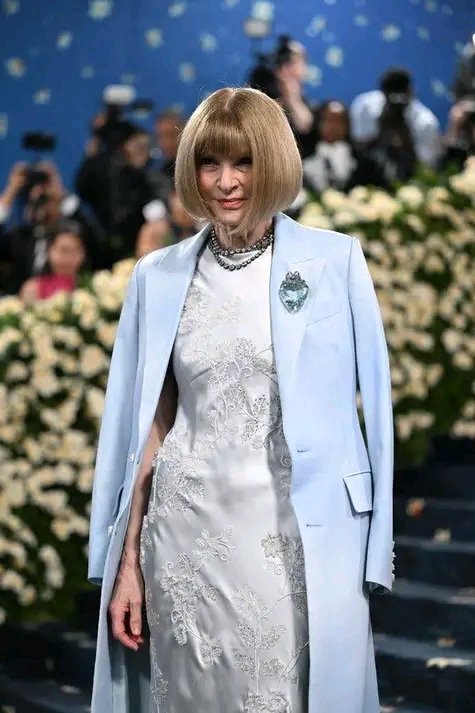 As a young corporate media professional, I am profoundly inspired by Anna Wintour. Her journey—from a school dropout to one of the most influential media executives in the world—is a testament to vision, resilience, and the power of instinct. 

viraltea.co.ke/ooro-in-age-of…