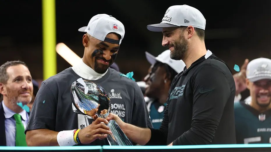 The Philadelphia Eagles unveil their dazzling Super Bowl rings, celebrating their thrilling victory and second championship win! Fly Eagles Fly!   foxnews.com/sports/philade…