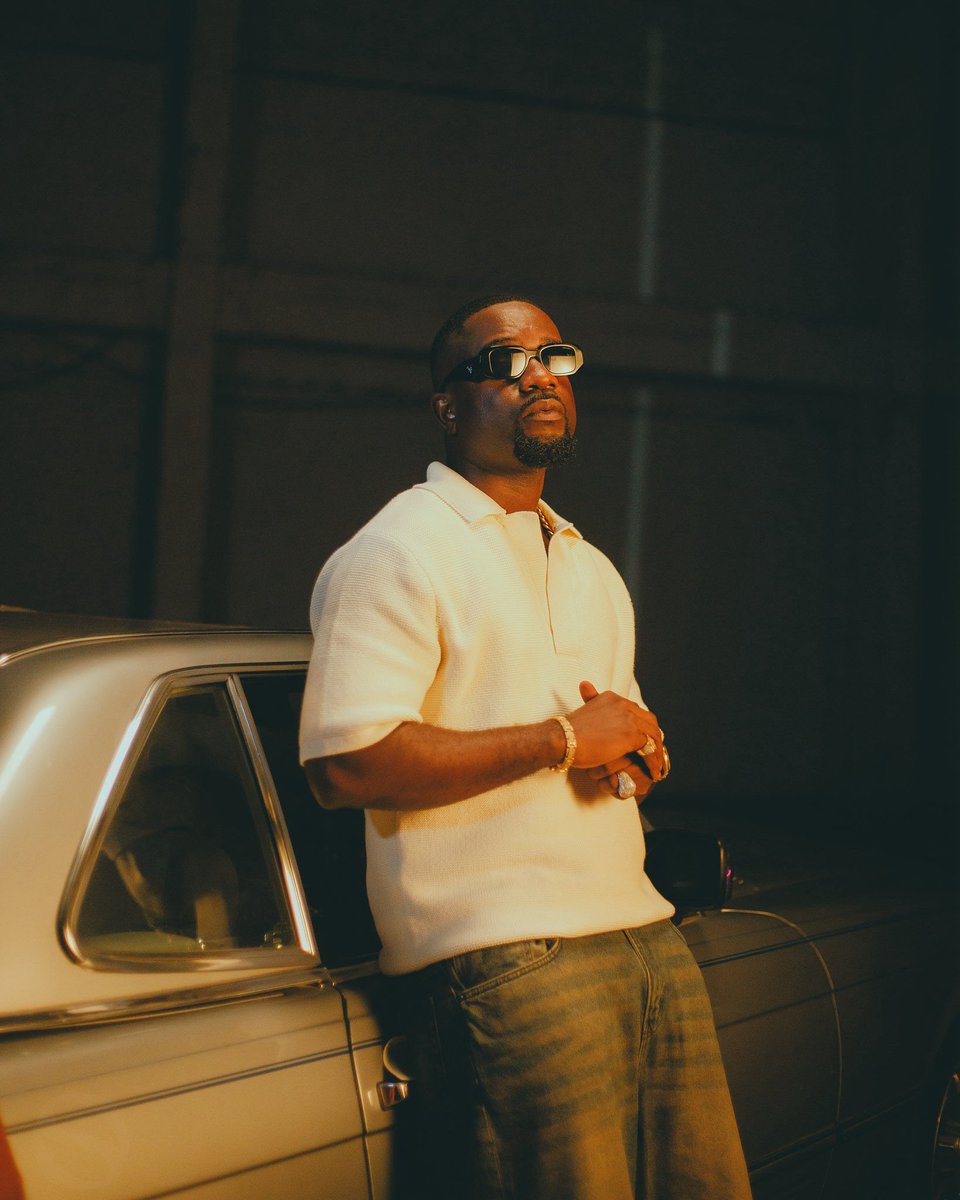 Miles5598K's tweet photo. Sarkodie (@sarkodie) is now the most streamed Ghanaian artist of ALL TIME on Pandora! 🇬🇭🔥
This massive feat proves his dominance, especially in the U.S., where Pandora is exclusively available.
#Sarkodie #GhanaToTheWorld #Pandora #Afrobeats #GHMusic #HipHop #MostStreamed #Legendary #KingSark 👑🎶