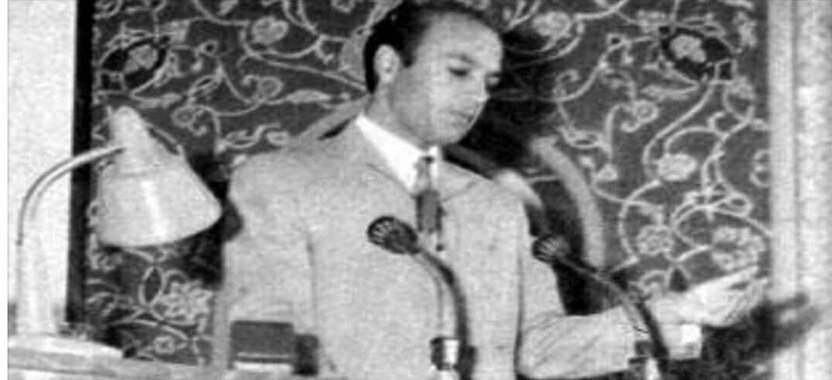 Zulmeden dindardan daha kötüsü, zalim 'bizdendir' diye susan dindardır.

Ali Şeriati