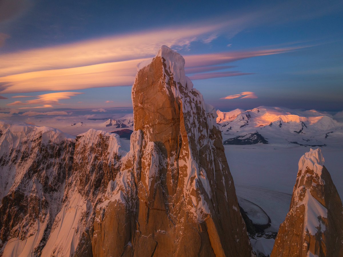 tylekki's tweet image. Patagonia, Argentina and Chile.
One place, endless wonder.