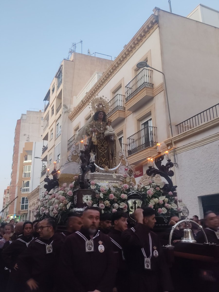 Nuestra Señora del Carmen Coronada, Reina de las Huertas discurre por la calle Granada.

<a href="/ReinaHuertas/">Reina de las Huertas</a>