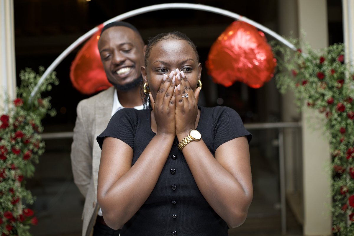 bentique3's tweet image. Love is a sweet gifting surely my bro @kay_yonah ask the major question and she said Yes 🙌. 🥰🥰🥰
Congra Congra bro 😎