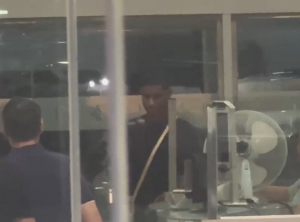 thescreenlad's tweet image. 🚨Rashford is in Barcelona!