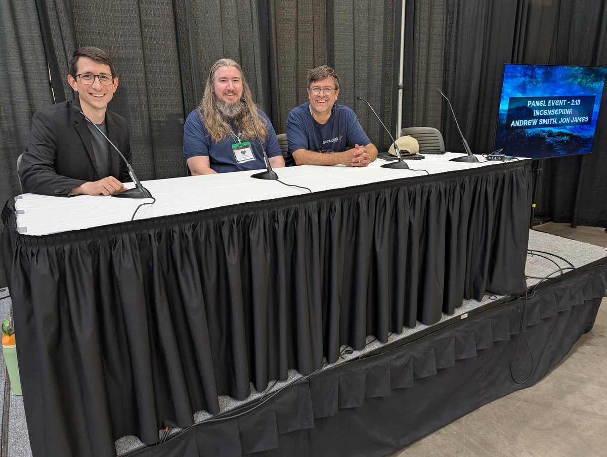 incensepunk's tweet image. Our What is Incensepunk panel at @RealmMakers was a blast - tons of great questions and conversations! 

If you missed that, be sure to catch us at @DoxaconPrime in October!