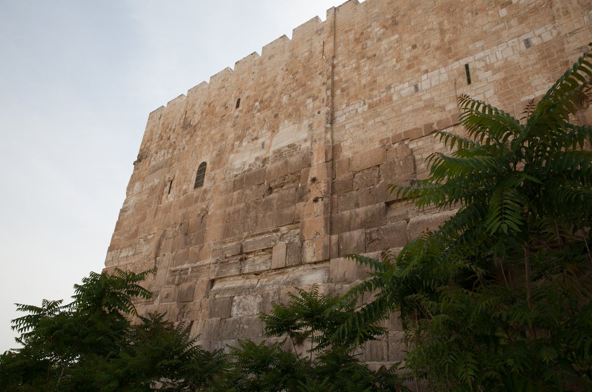 history_rev's tweet image. The Eastern Wall of the Temple Mount in Jerusalem #nubs
Photos by J. Gosselin