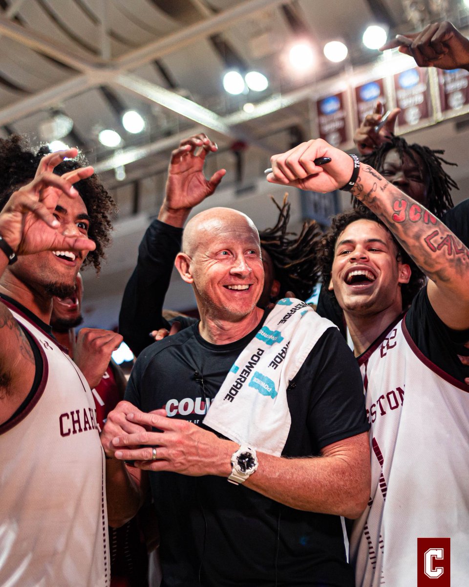 CofCBasketball's tweet image. Thanks for hanging with us tonight Cougar Nation 🤝