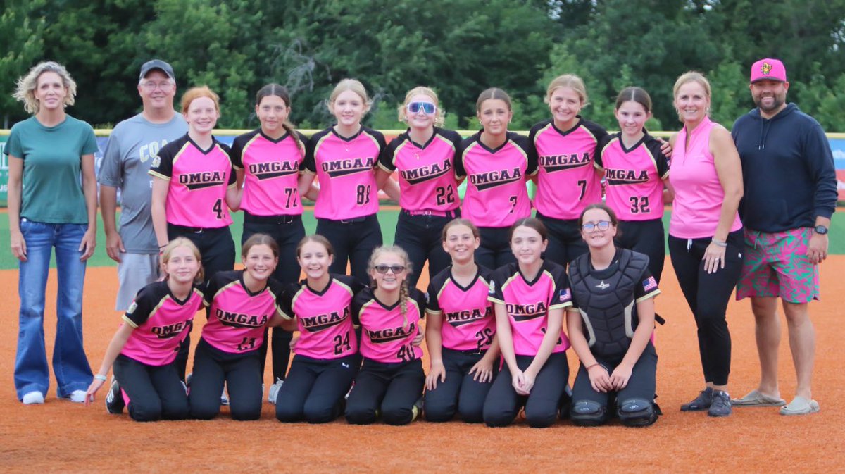 Congrats to the 12U House Softball team - the Pink Team - for winning the end of season tourney!