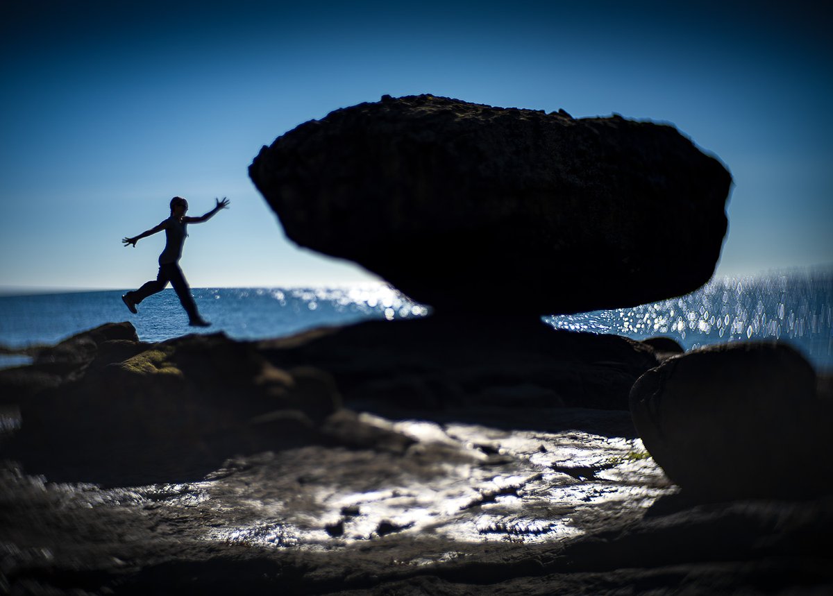nickdidlick's tweet photo. Beach exploring at Balance Rock near Skidegate, Haida Gwaii. #sonyalpha #a7r5 #petzvallens #gohaidagwaii #travelphotography #ilovephotography #travelphotography #haidagwaii #explore #adventure #ventureout #balanced #petzval #instarock #adventuregram https://t.co/ABGGUPDWbY