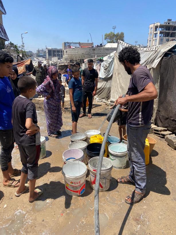 💔

🫂🙏🌿🕊Our Cruelty Free Kitchen 
🫂🙏🇵🇸chuffed.org/project/cruelt… 

🇵🇸🕊Our Water Project 
💧🙏chuffed.org/project/131930…

My Cat Shelter + Family Survival Fund 
🆘️🐾🐈🥺🫂chuffed.org/project/117140… 

My PayPal 
🙏🇵🇸🥺🫂🚨🆘️paypal.me/catlover1123 🐾🐈🫂🐾🆘️🙏