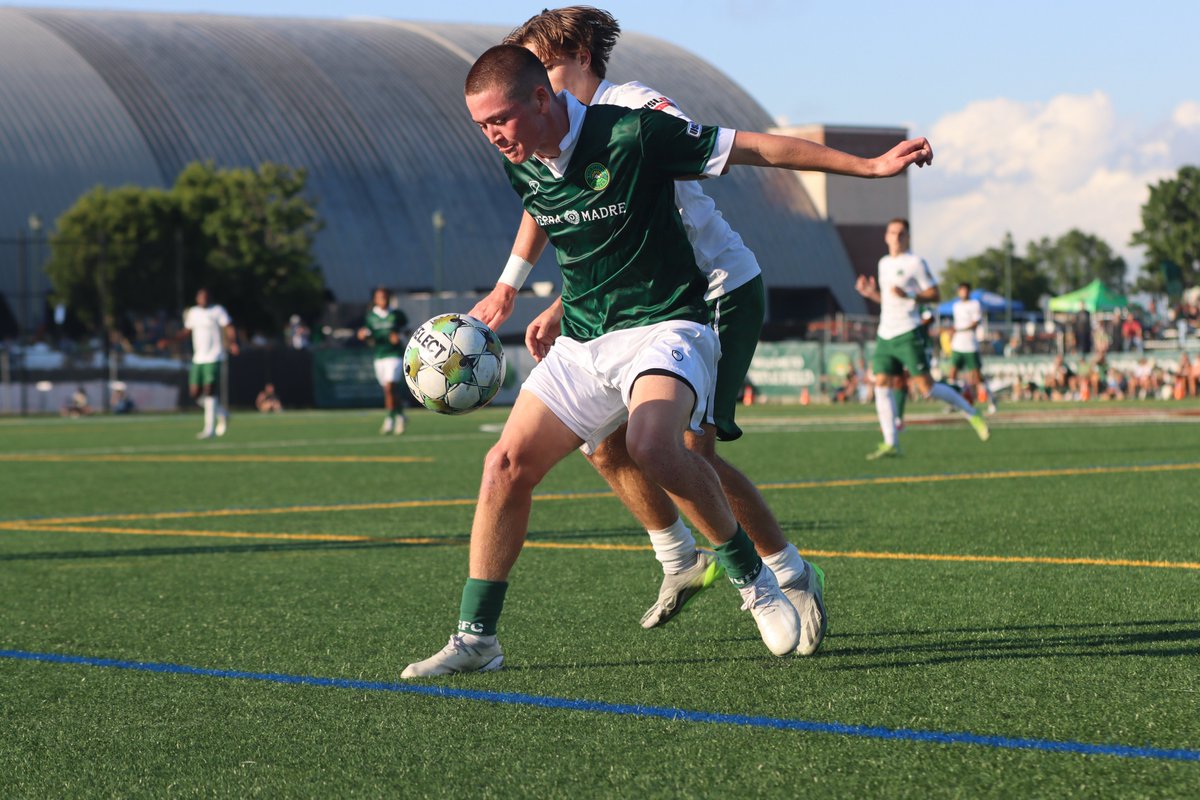 UVMmsoccer's tweet image. 𝗦𝗼𝗺𝗲𝘁𝗵𝗶𝗻𝗴 𝗮𝗯𝗼𝘂𝘁 𝘁𝗵𝗼𝘀𝗲 𝗩𝗶𝗿𝘁𝘂𝗲 𝗡𝗶𝗴𝗵𝘁𝘀!

Congrats to @VermontGreenFC on their Eastern Conference Final berth!