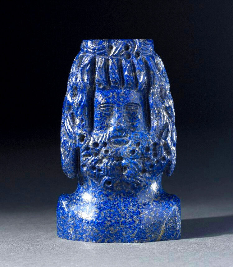 archaeologyart's tweet image. Bust of Zeus Sarapis* carved from lapis lazuli, Roman period, circa AD 300. Height: 13.1 cm. Collection: The British Museum.
*Zeus Sarapis emerged during the Hellenistic period, following the conquests of Alexander the Great and the cultural fusion between Greek and Egyptian…