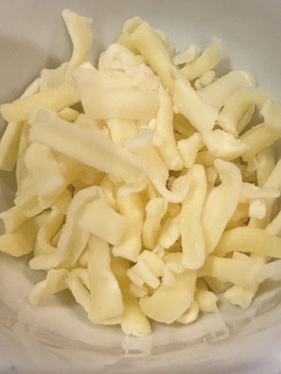 RAMEN_KAIBUTSU's tweet image. 連休最終日！
11時から通常通りオープンします🍜

チーズ欲しい方は声かけて下さい🧀
無料🆓