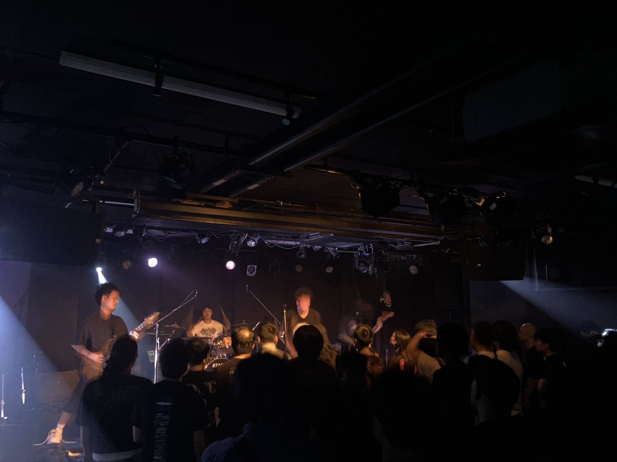 wam_ll666's tweet image. 昨日はHideous Divinity東京公演でした！
1バンド目は一昨日に引き続きバンコクからのTeresa！エネルギッシュなデスコアでフロアを盛り上げていました！
#hideousdivinity #teresa #東京 #来日 #ライブ #デスコア #デスメタル