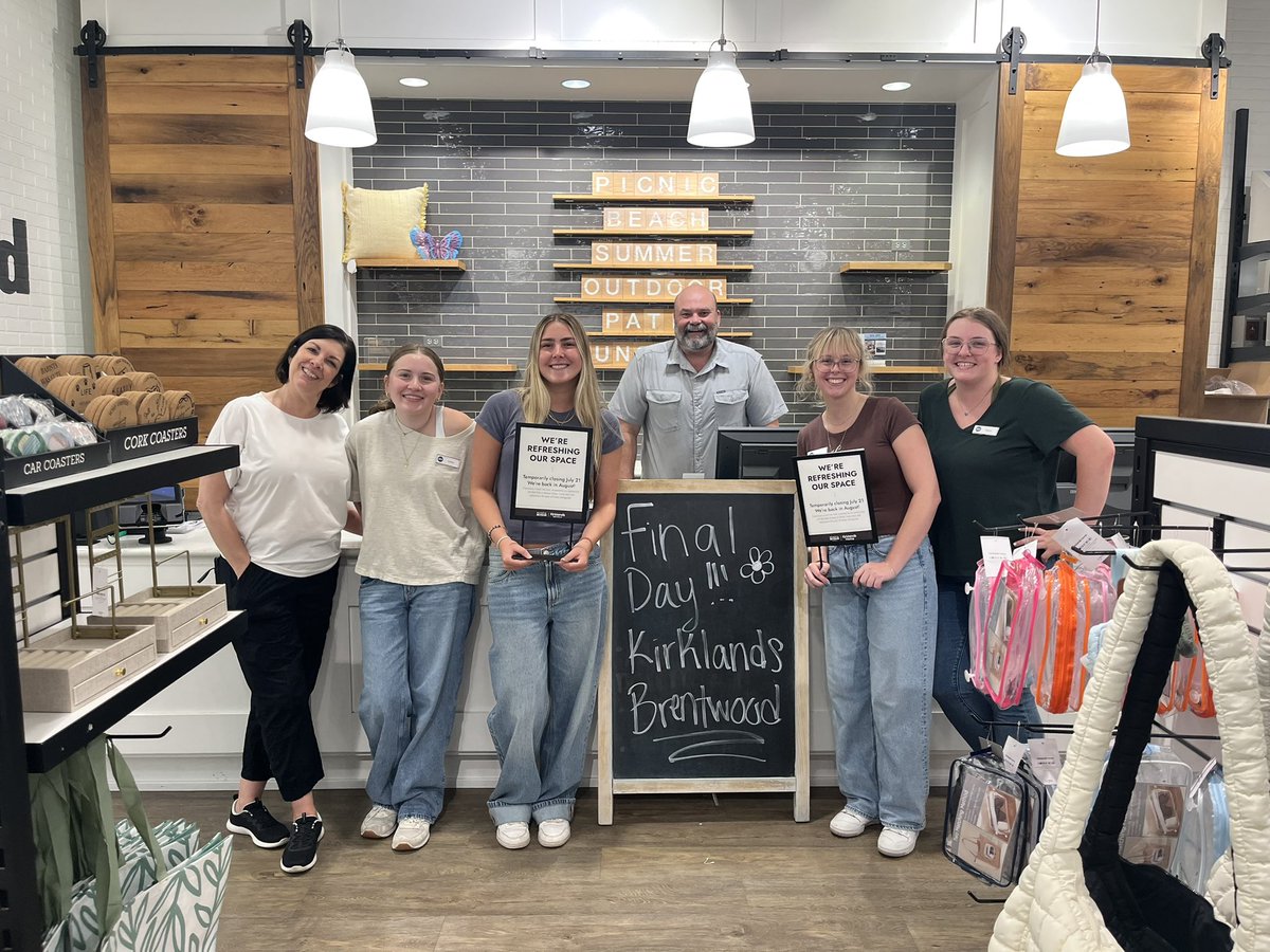 TheBrandHouseCo's tweet image. It was an exciting day today as we closed the chapter on a @kirklands Home store here in Nashville to make space for the launch of the first @BedBathBeyond Home store.
Stay tuned….we can’t wait to invite you inside Bed Bath & Beyond Home in August.