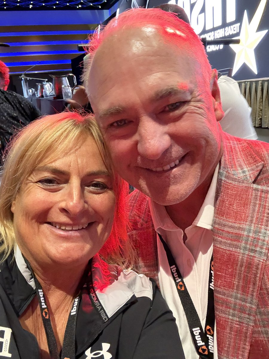 teeterf's tweet image. Great Day 1 @THSCAcoaches ! Reunion with old friends and meeting new! Let's go Day 2!