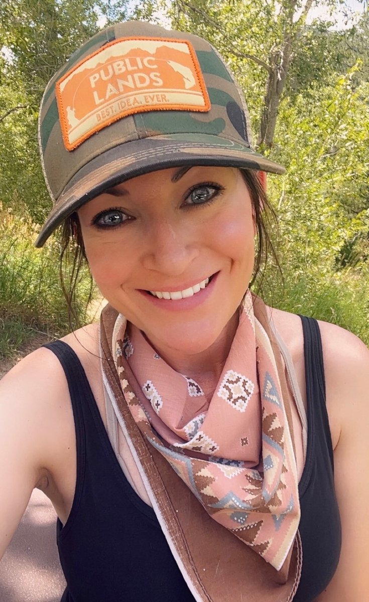Amer1can_Barbie's tweet image. Spent my day enjoying the public land Mike Lee tried to steal from me 🥰 caught some fishes, soaked my toes in the cool mountain streams, and basked in the solitude of the great outdoors…now I’m off to find a burger and a beer (or two) 🍔🍺🥰