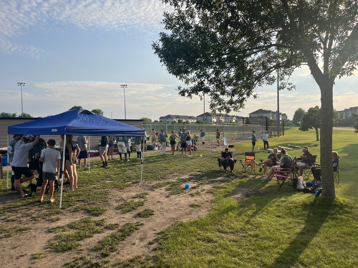 Gators 6, HitDawg 4 on Family Day. 

4 Puders start in the IF
<a href="/jack_puder/">Jack Puder</a> Birthday Boy HR, SB
<a href="/loganjordan21/">Logan Jordan</a> - 2 RBI
<a href="/AdamPuder/">Adam Puder</a> 2-4, 3B, R
<a href="/condo_07/">Connor Nygard</a> - 3 IP, W, 0 R, K

Andover tomorrow!