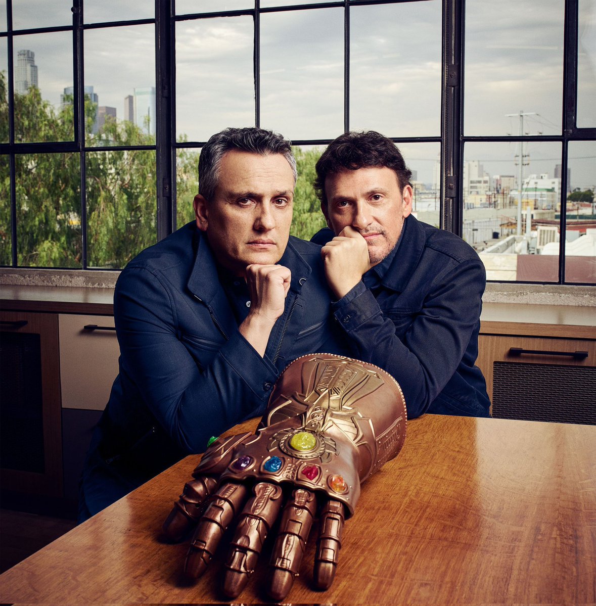 AvengersUpdated's tweet image. Matt Shakman says the Russo Brothers were very involved during production for ‘THE FANTASTIC FOUR: FIRST STEPS’
“They wanted to visit our sets and watch scenes as they were coming together and get to know these characters so they could treat them well, do right by them in the…
