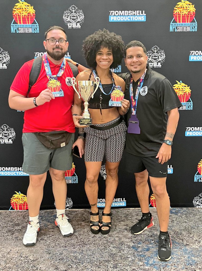 LabusadoraTCPR's tweet image. We celebrating