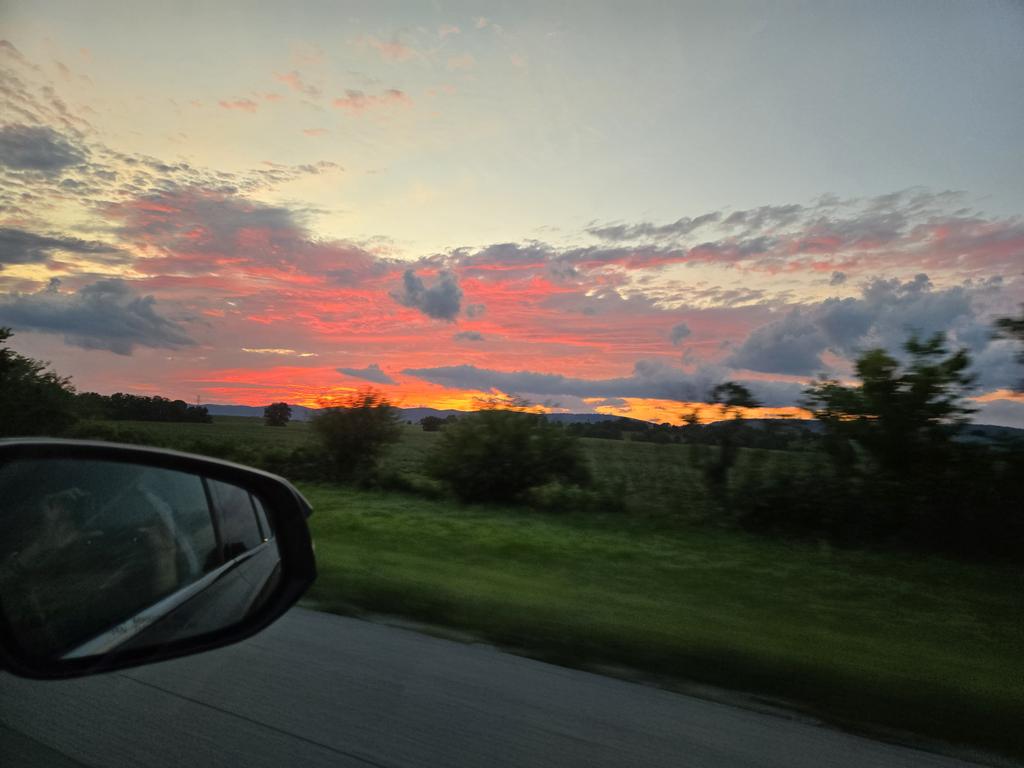 Kelly Cass (@kellycass) on Twitter photo 