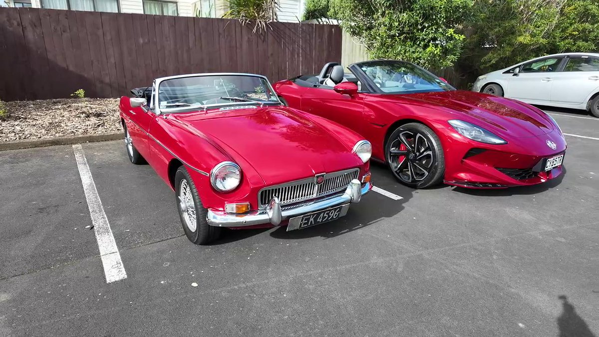 KiwiEV's tweet image. Editing is underway for this Friday's video in which I put the MG Cyberster up against the MG B Roadster to find out which vehicle is sexier, which is quicker, and of course which is better for a mid-life crisis! In other words, me. 😅