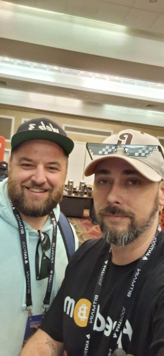 GeekOfAllTrades's tweet image. Backing up my phone today and ran across some shots from BTC Vegas! Was so cool to connect with the community again & met some fellow degens for the first time too!
Good... Times...
