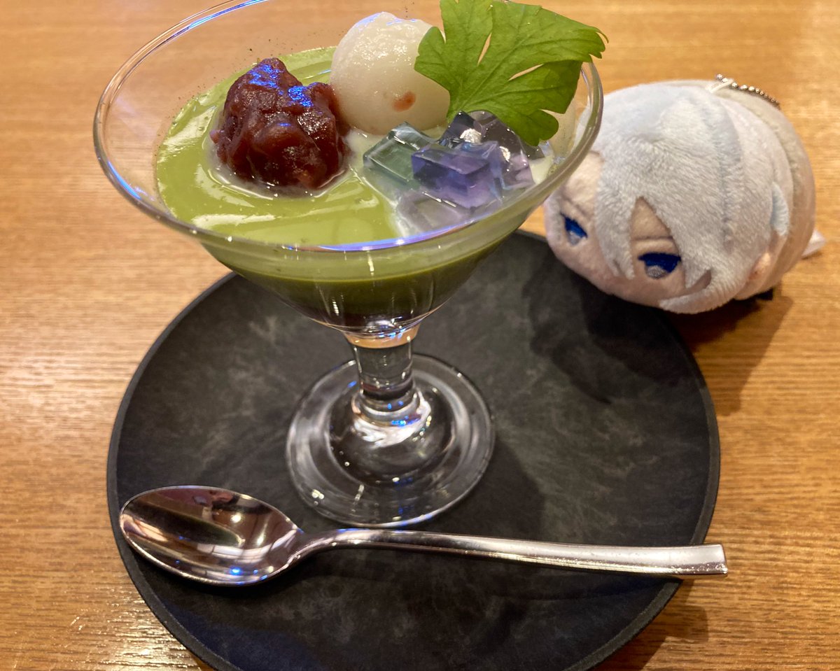 Momonosuke7's tweet image. 二日間の名古屋旅🏯刀剣会席もいただいてきました🌸献立はよく考えられていてしかも美味☺️想像以上のクオリティでした✨体質的にお酒飲めなかったのが残念💦日本酒が進んだだろうになぁ