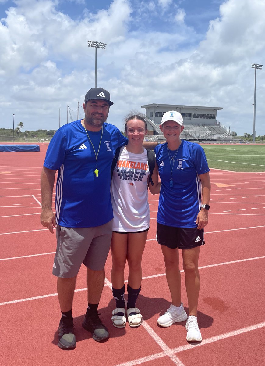 Rebecca Craft 2027 (@b_craft11) on Twitter photo Thank you Coaches <a href="/DClitnovici/">Daniel Clitnovici</a> and <a href="/CoachChloe09/">Chloe Roberts</a> for an amazing 3 day camp on the Island! I Had a great time and learned a lot, can’t wait to visit again soon! <a href="/IslandersSoccer/">Islanders Soccer</a> <a href="/Royal08g/">Sting Dallas Royal ECNL-RL 08G</a> <a href="/NickSoutar/">Nick Soutar</a> Thank you Coaches <a href="/DClitnovici/">Daniel Clitnovici</a> and <a href="/CoachChloe09/">Chloe Roberts</a> for an amazing 3 day camp on the Island! I Had a great time and learned a lot, can’t wait to visit again soon! <a href="/IslandersSoccer/">Islanders Soccer</a> <a href="/Royal08g/">Sting Dallas Royal ECNL-RL 08G</a> <a href="/NickSoutar/">Nick Soutar</a>