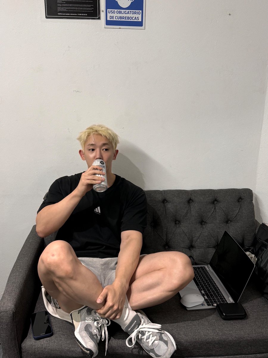 official__wonho's tweet image. 2025 WONHO WORLD TOUR
&lt;STAY AWAKE&gt; : CDMX
¡Vamos a divertirnos hasta la última presentación! 🔥
#원호 #WONHO #STAYAWAKE
#2025WORLDTOUR_STAYAWAKE