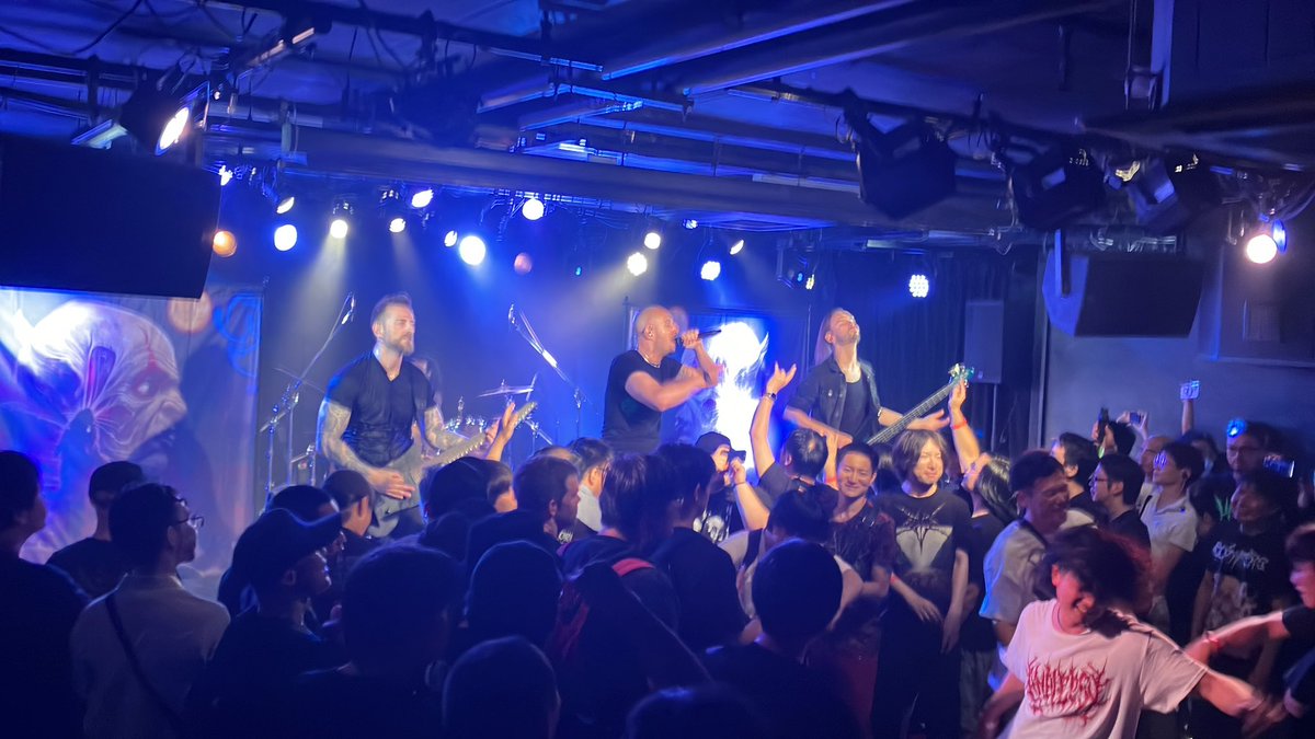 wam_ll666's tweet image. Hideous Divinity東京公演、最後のバンドはもちろんHD！大阪公演以上にタイトかつ激烈、超絶なデスメタルを展開！フロアはこの日1番の盛り上がり！最の高で極の上でした！！
#hideousdivinity #来日 #東京 #デスメタル #イタリア