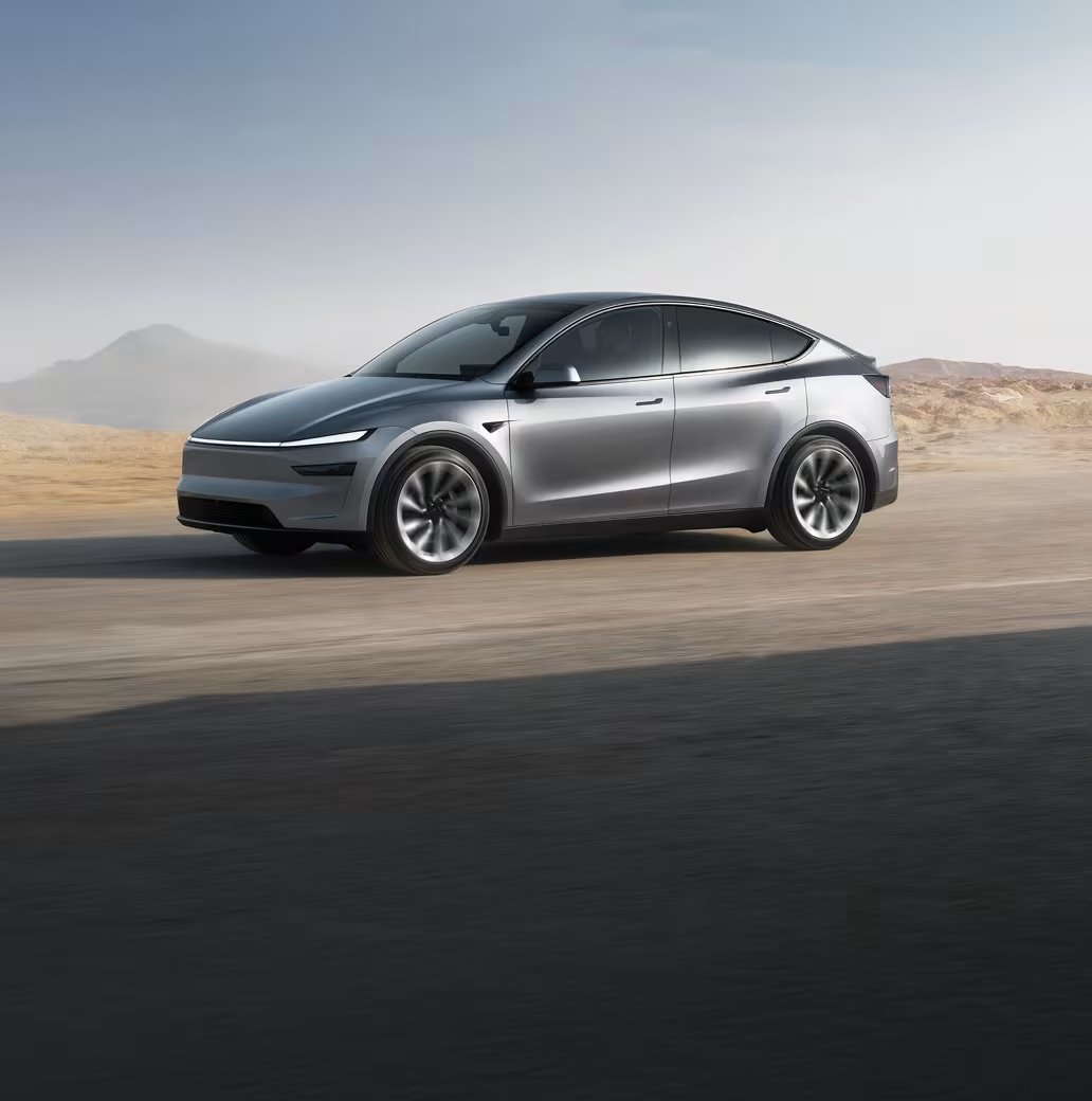 DennisCW_'s tweet image. 🚨 The truth about the new Tesla Model Y 3.49% financing 🚨
It sounds like a deal — but here’s what you need to know:
✅ 3.49% APR is ONLY for 60 months
❗️ If you finance for 72 months, it jumps to 4.99% APR
✅ 5% down minimum required
($3,250 down on most builds)
✅ $7,500…