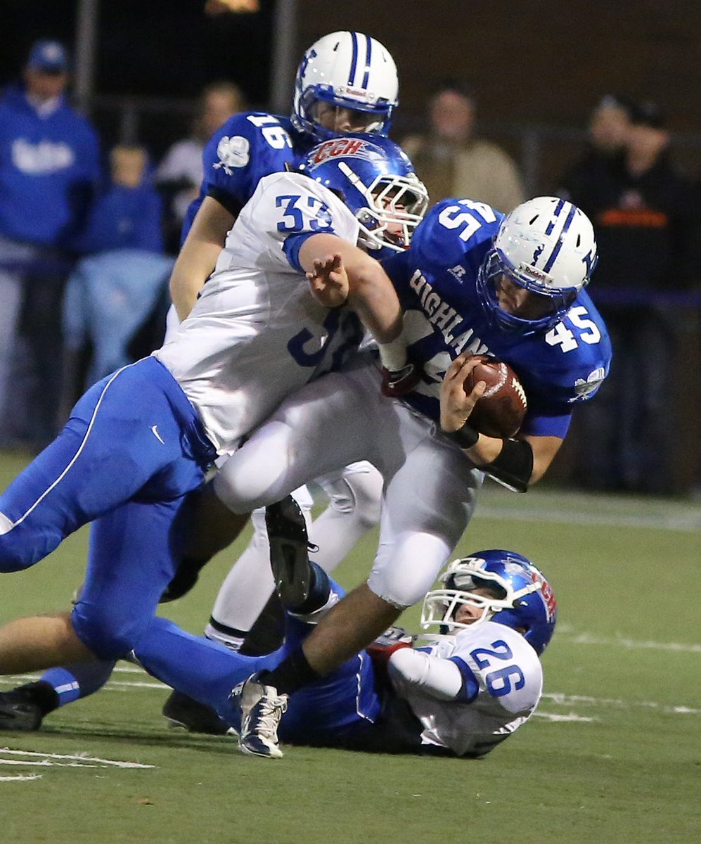 CovCathFBAlumni's tweet image. 33 days until the 2025 Covington Catholic football season kicks off!
#RollColonels #WASTWND #Team59
