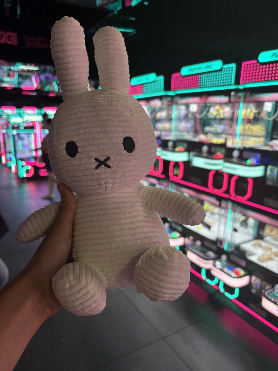 jadosdiary's tweet image. Jado x 🐰