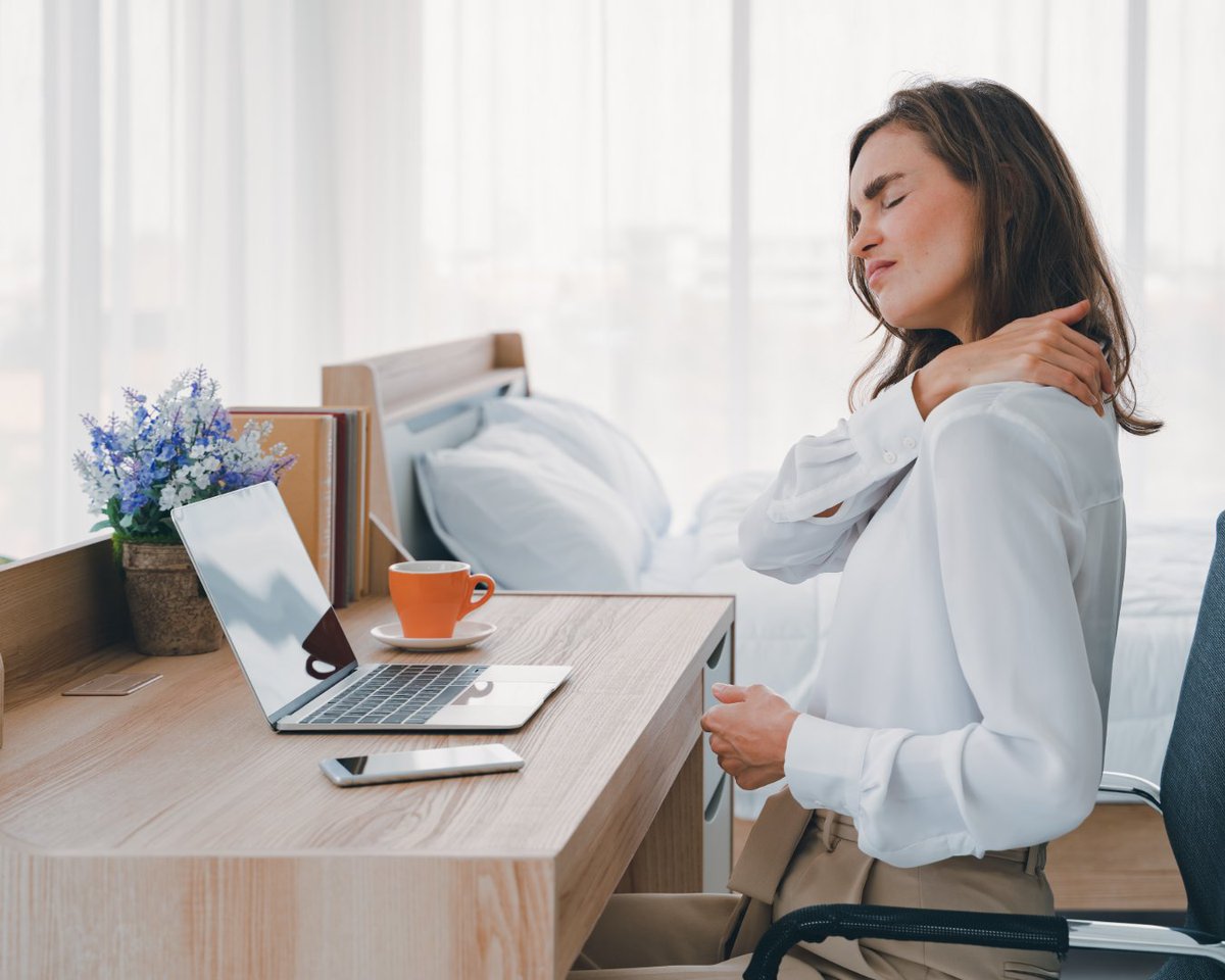 UQHealth's tweet image. Adults with chronic pain are needed for a #UQ study testing how different treatments work for each patient. 

Find out more: brnw.ch/21wUhWy 

#UQResearch #Volunteer